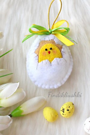 Работа Пасхальный цыпленок. Пасхальные яйца из фетра. Цыпленок 