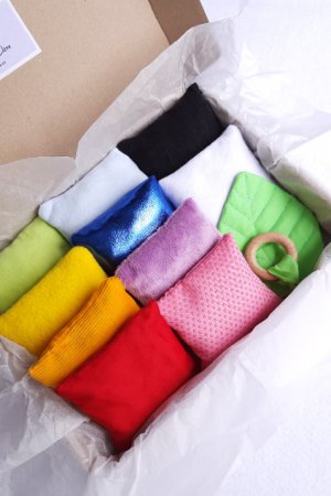 Работа Монтессори тактильные мешочки для раннего развития речи.