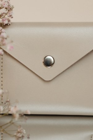 Работа Кожаный мини-кошелек