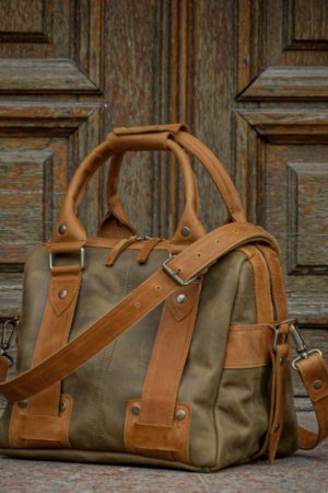 Робота Жіноча сумка, Саквояж - дорожня сумка