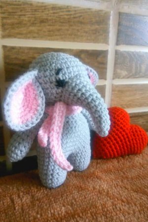 Работа Слоненок