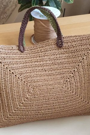 Работа Сумка прямоугольник из рафии