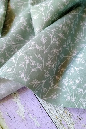 Работа Ткань хлопок для рукоделия веточки на пастельном мятном