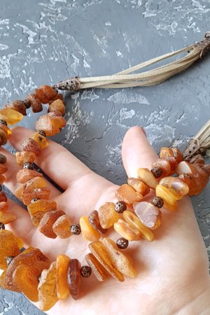 Работа Ожерелье двухрядное из натурального "дикого" янтаря