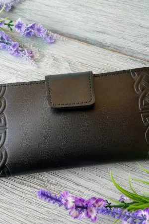 Робота Гаманець чорний на кнопці на 12 відділів "Кельтський вузол"