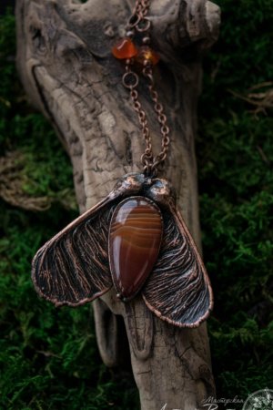 Робота Кулон 'Метелик з сердоліком'