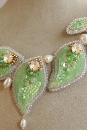 Работа эльфийском колье