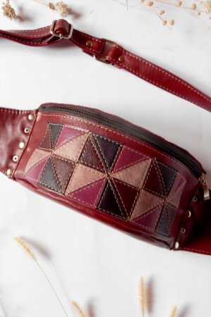 Робота Поясна сумка «Монпансьє 2» зі шкіри