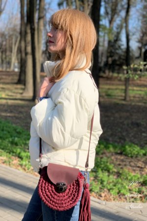 Робота Сумочка бордо з трикотажної пряжі