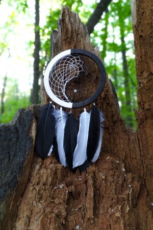 Робота Ловець снів Інь Янь. Декор для дому. амулет