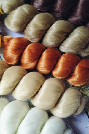 Работа Волосы трессы для кукол волнистые 5 цветов