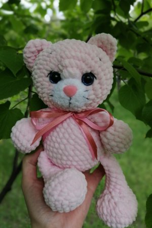 Работа Кошечка из плюша