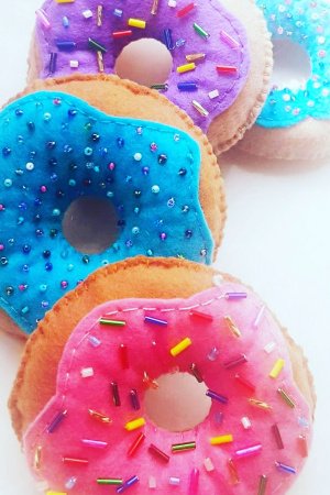 Работа Пончики с бисером