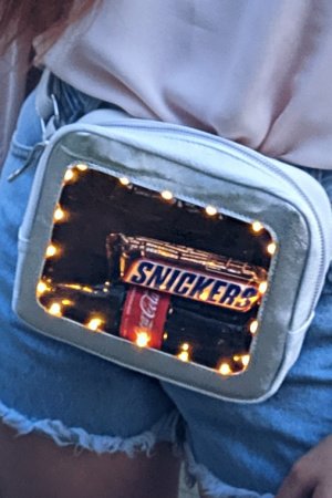 Работа Поясная сумка с подсветкой