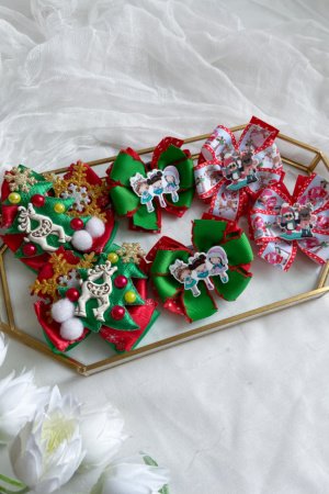 Робота Набір бантики- резинки в садік ,бантики в школу  зимові