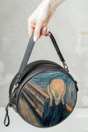 Работа Кожаная Круглая Сумка клатч с рисунком