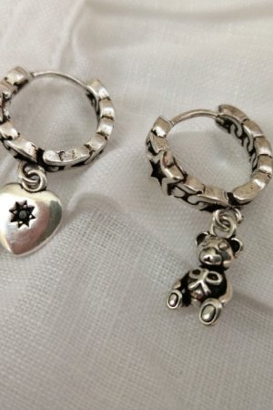 Робота Сережки асиметричні срібні