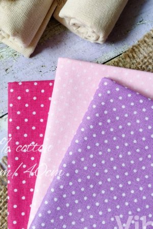 Робота Набір тканини малиновий, рожевий і бузковий горошок