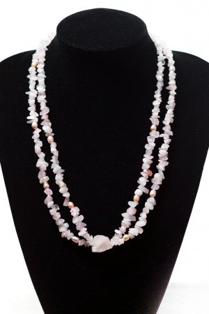Работа Колье из розового кварца и жемчуга "Изящная нежность"