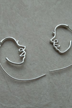 Робота Сережки срібні Обличчя в кохані