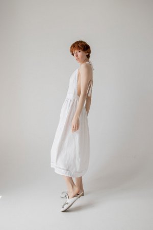 Робота Сарафан - міді з льону з відкритою спиною. Етно колекція