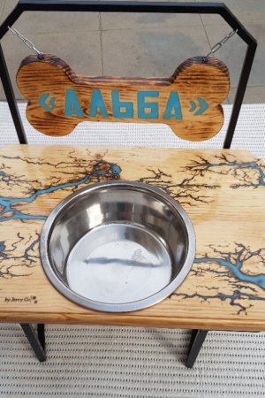 Работа Именная подставка "Молния" с мисками ручной работы