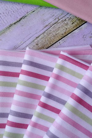 Робота Тканина бавовна смужка 5 мм рожево-зелена