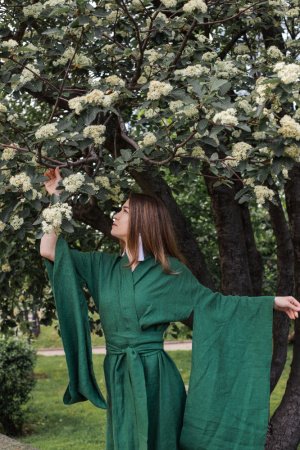 Работа Кимоно из льна в японском стиле