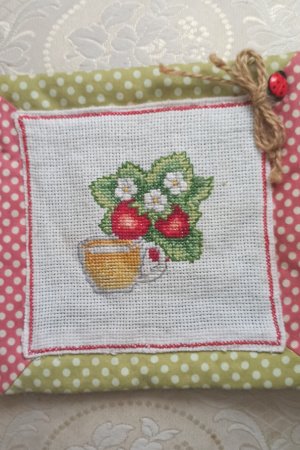 Работа Прихватка клубничка Чаепитие