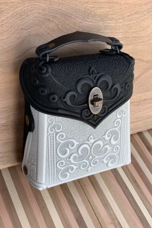 Работа Сумка "Черно-белая"