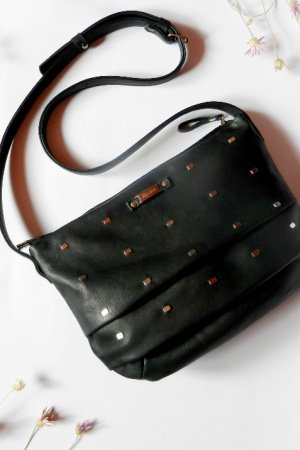 Робота Шкіряна сумочка "Диско"