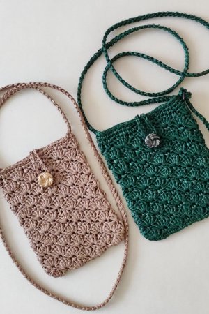 Работа Мини сумочка из рафии