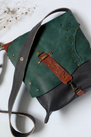 Робота Шкіряна сумочка «Ельфійка»