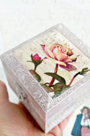 Работа Шкатулка "Rose"