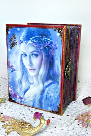 Робота Шкатулка книга "Скарби Галадріель"