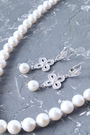 Робота Комплект прикрас з натуральних перлів № 332