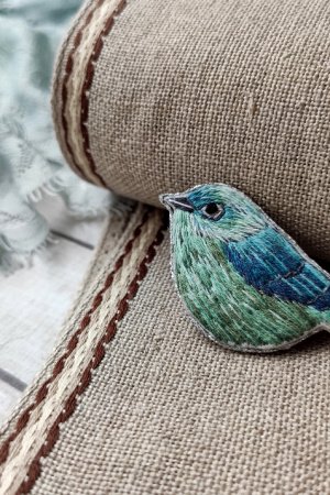 Работа Брошь птица Миранда # 1