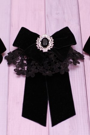 Робота Набір прикрас з оксамитової стрічки (галутск і банти)