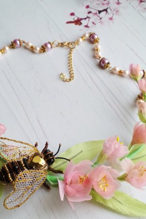 Работа Цветочное колье