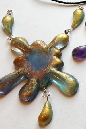 Работа Подвеска "Клякса"