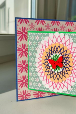 Робота Листівка -раскладушка (c ісп. Ниток) "Літній настрій"