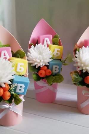 Робота 1 вересня, подарунок вчителю, вихователю