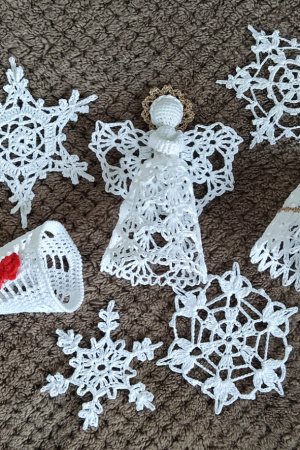 Работа Комплект украшений на елку