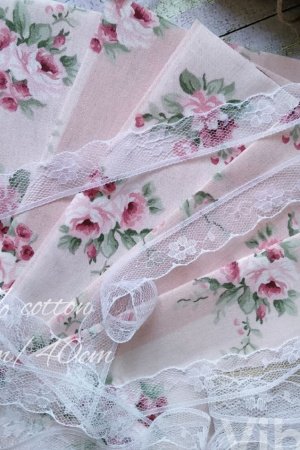 Работа Ткань хлопок для рукоделия шебби цветочки на пудровой полосе