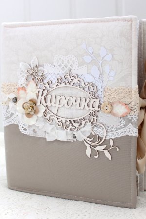 Робота Великий альбом 20х25 для новонародженої дівчинки