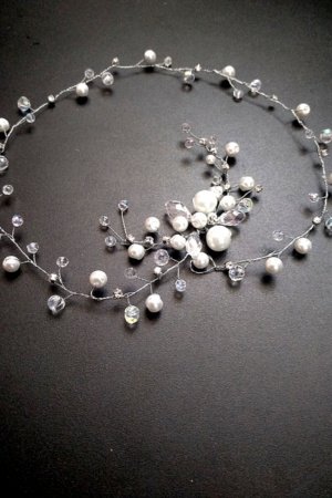 Работа Свадебная диадема с хрусталя и жемчуга