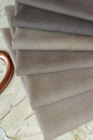 Робота Набір батисту ручного фарбування бежево-коричневий 6шт.