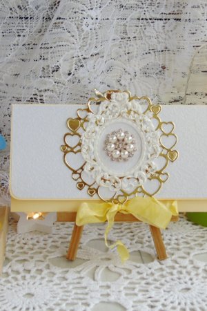 Робота Вітальний конверт з брошкою