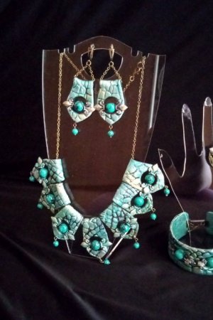 Робота Комплект прикрас з бірюзою