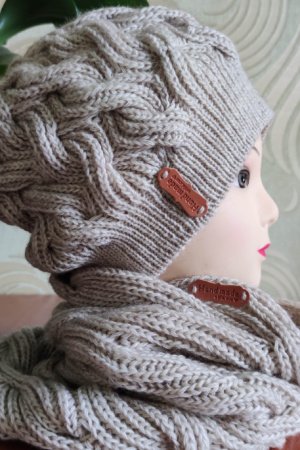 Работа Шапка и снуд бежевый.